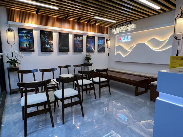 实体门店与主题场景 02