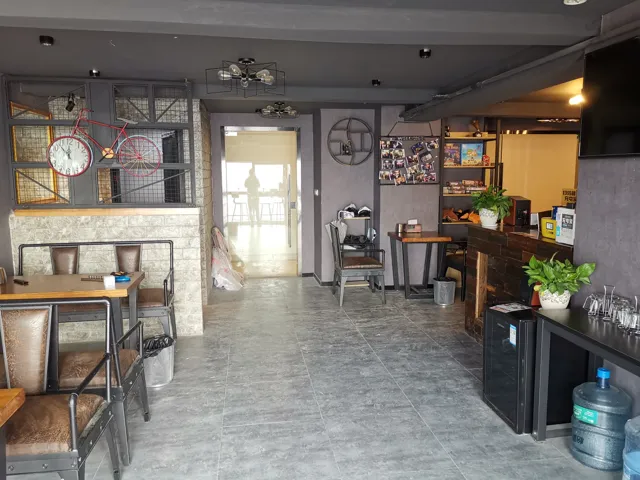 实体门店与主题场景 37